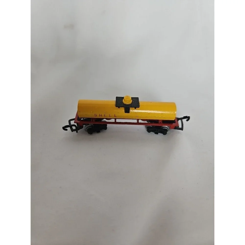 N Scale Lone Star Shell Single Dome Tank Car Made in England